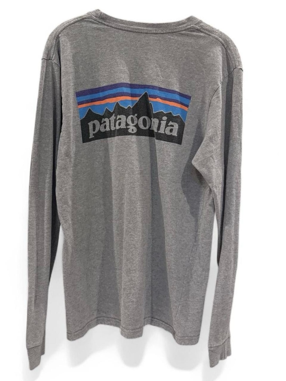 Patagonia Men's Long-Sleeved P-6 Logo Responsibili-Tee® - Gravel Heather / Small